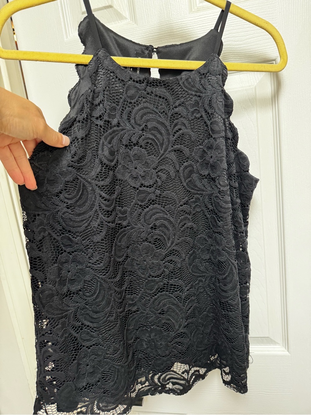 Black lace tank w/ sheer chiffon shrug set size M. Elegant layered tops.